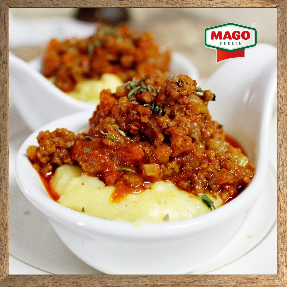 Blumenkohlpüree mit Hackfleischragout